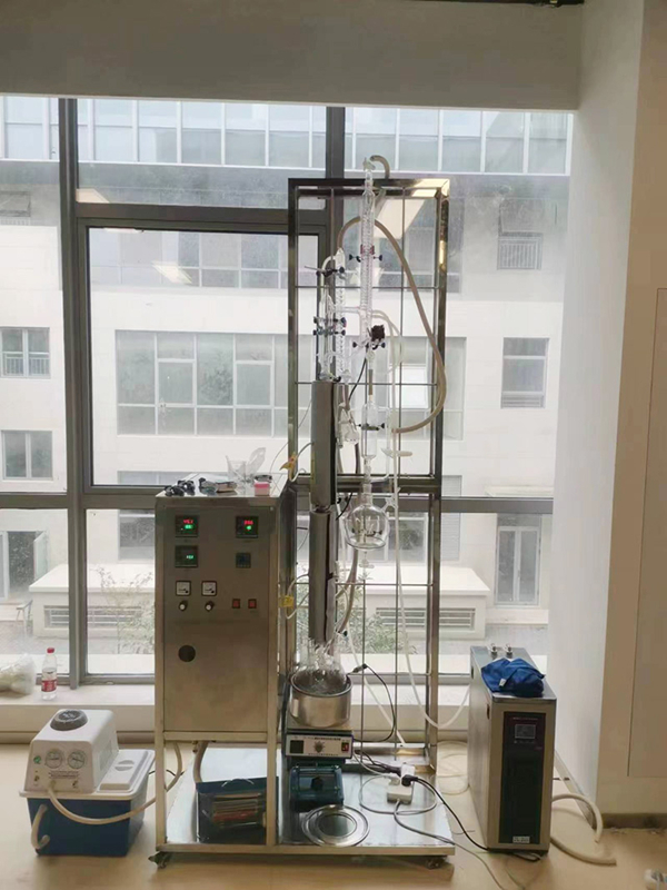 實(shí)驗室玻璃精餾塔